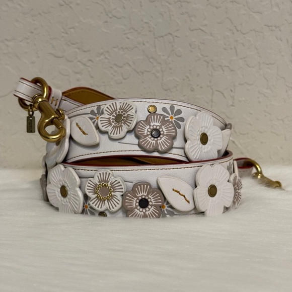 Coach Accessories - Coach Novelty Strap With Tea Rose And Tooling